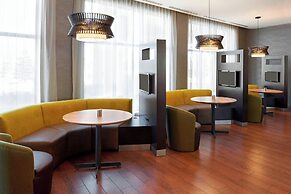 Courtyard by Marriott Kingston Highway 401/Division Street