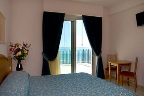 Roses Hotel