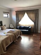 Albatross Guest House