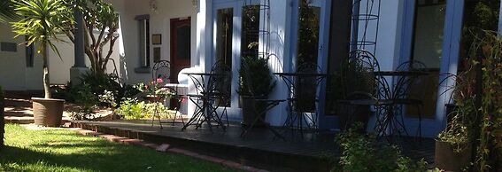 Albatross Guest House