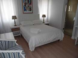 Albatross Guest House