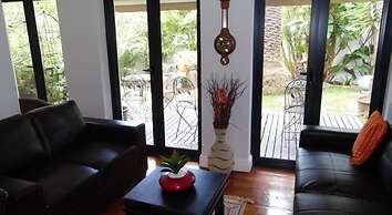 Albatross Guest House