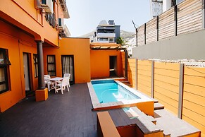 Albatross Guest House