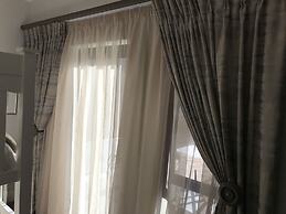 Albatross Guest House