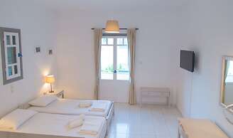 Ostria Hotel