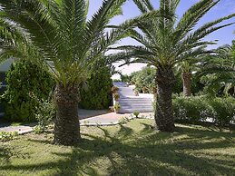 Eleftheria Hotel
