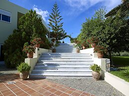 Eleftheria Hotel