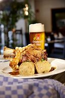 AKZENT Brauerei Hotel Hirsch