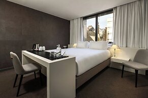 Hotel de Bourgtheroulde, Autograph Collection