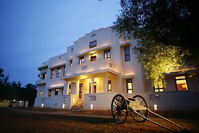 Visalam- Cgh Earth