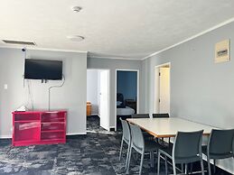 Beetham Park Motel