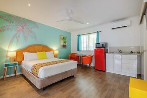 Port Douglas Motel