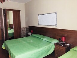 Hotel Iris
