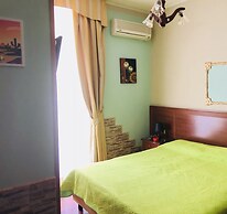 Hotel Iris