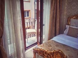 Best Town Hotel