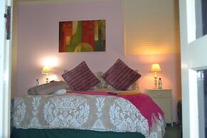 Knysna Herons Guest House