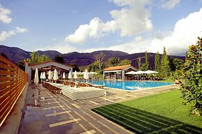 Mont Helmos Hotel