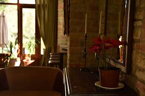 Mont Helmos Hotel