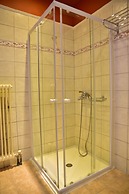 Mont Helmos Hotel