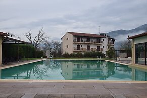 Mont Helmos Hotel