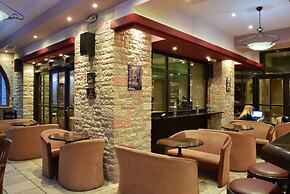 Mont Helmos Hotel
