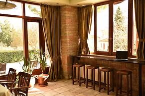Mont Helmos Hotel