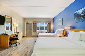 Days Inn by Wyndham Golden