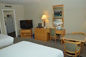 Days Inn by Wyndham Golden