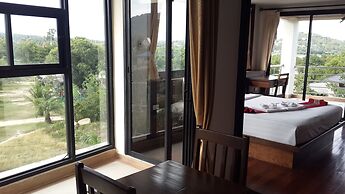 Chaweng Lakeview Condotel