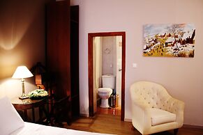 Five Seasons Pension