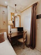 Five Seasons Pension