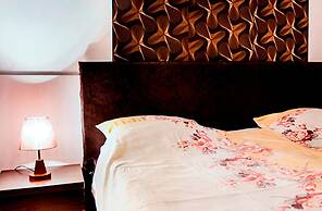 Stars Hotel