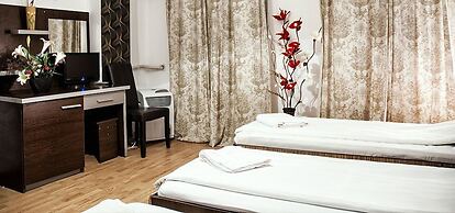 Stars Hotel