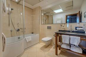 MAXIMILIAN MUNICH Apartments & Hotel