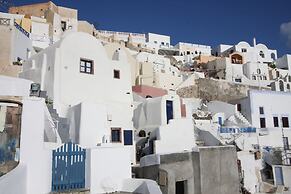 Fotinos Houses