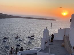 Fotinos Houses