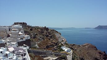 Fotinos Houses