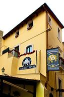 Albergo Tripoli - Guest House