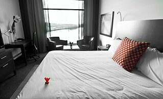 Grand Hotel Times Sherbrooke