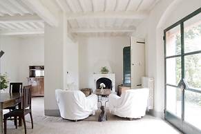 Fattoria di Bacchereto - Guest House