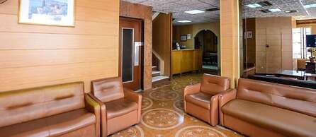 Regis Hotel