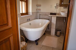 Oyster Bay Lodge