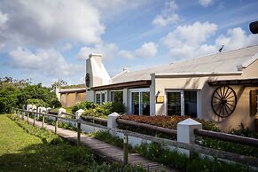 Oyster Bay Lodge