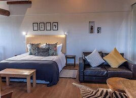 Oyster Bay Lodge