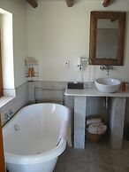 Oyster Bay Lodge