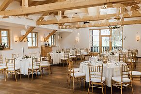 Schloss Prielau Hotel & Restaurants