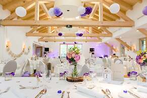 Schloss Prielau Hotel & Restaurants