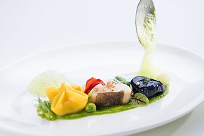 Schloss Prielau Hotel & Restaurants