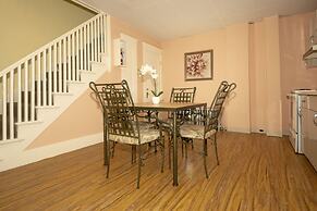 Simmons Motel