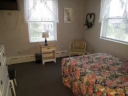 Simmons Motel